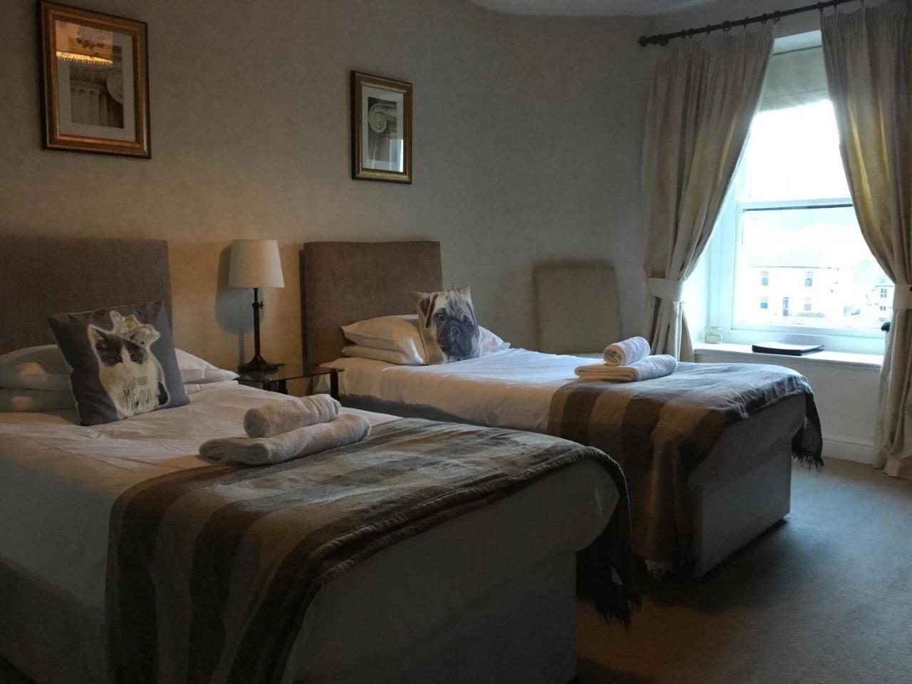 Kings Arms Hotel Рит Экстерьер фото